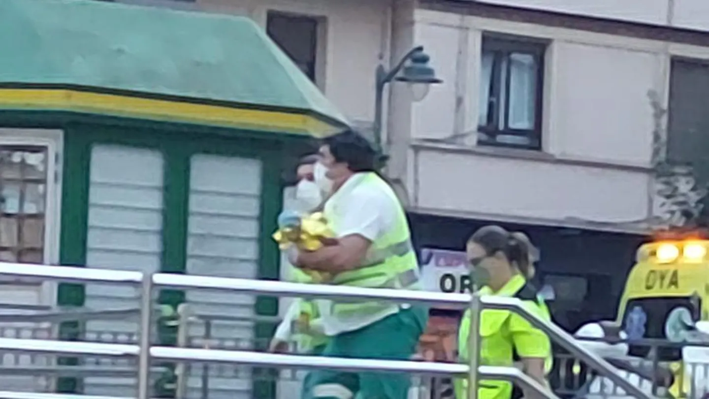 El bebé secuestrado en Basurto, ya está con sus padres: "Estamos muy agradecidos" El bebé secuestrado en Basurto, ya está con sus padres: "Estamos muy agradecidos"