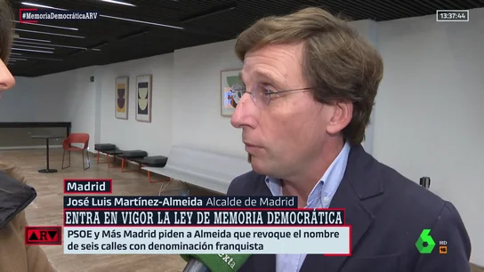Martínez-Almeida, sobre si Madrid aplicará la Ley de Memoria Democrática: "No va a ser mi ocupación ni mi preocupación" Martínez-Almeida, sobre si Madrid aplicará la Ley de Memoria Democrática: "No va a ser mi ocupación ni mi preocupación"