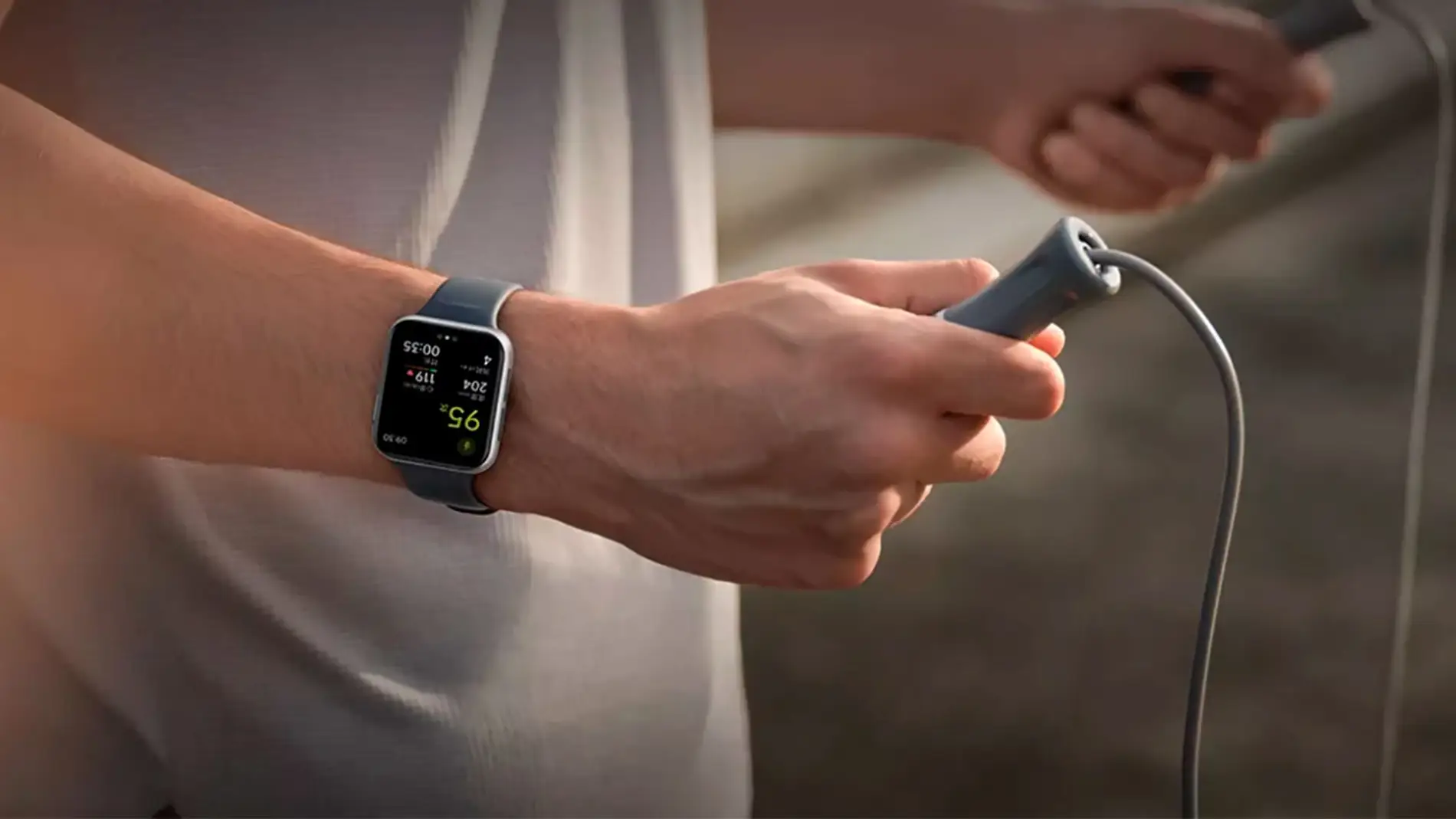 El nuevo Oppo Watch SE presume de eSIM, carga rápida y mucha autonomía