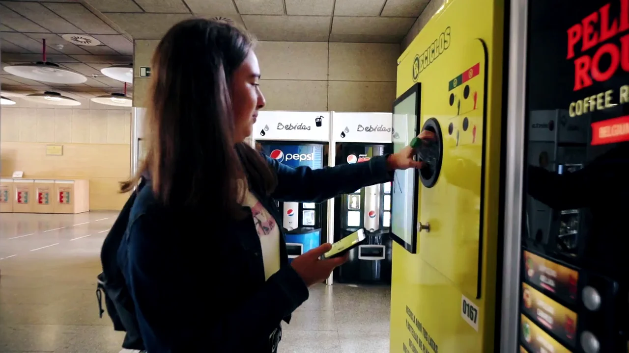 Así puedes colaborar en la lucha contra el cáncer y a favor del medio ambiente en solo un minuto y reciclando