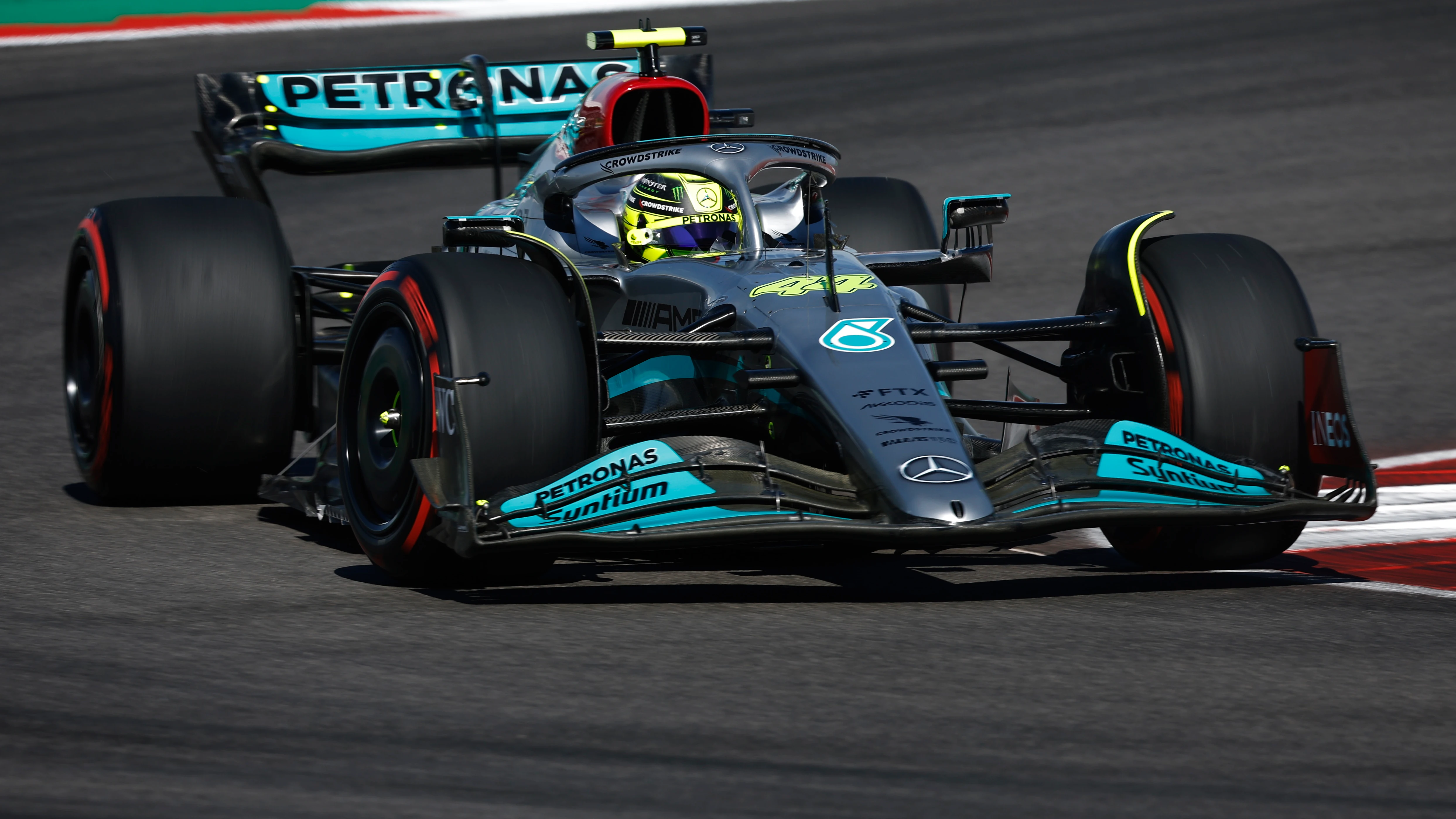 Hamilton, piloto de Mercedes