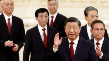 Xi Jinping, presidente de China, junto a su nuevo Gobierno