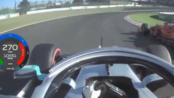 Lewis Hamilton se hizo 'un Fernando Alonso' y corrió sin retrovisor en 2019