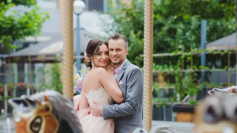 Celebrar una boda en un tiovivo Celebrar una boda en un tiovivo