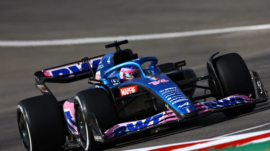 Fernando Alonso con su Alpine Fernando Alonso con su Alpine