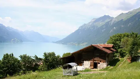 Descubre Brienz, uno de los pueblos con más encanto de Suiza Descubre Brienz, uno de los pueblos con más encanto de Suiza