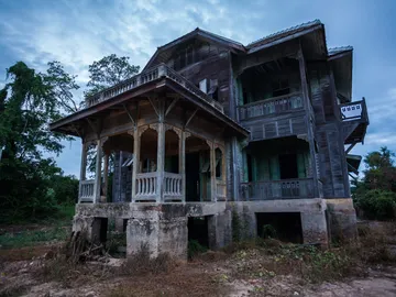 Imagen de archivo de una casa abandonada Imagen de archivo de una casa abandonada