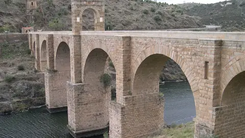 Puente de Alcántara. Cáceres Puente de Alcántara. Cáceres