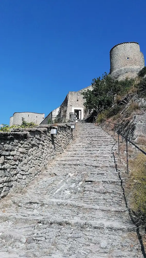 Castillo de Roccascalegna