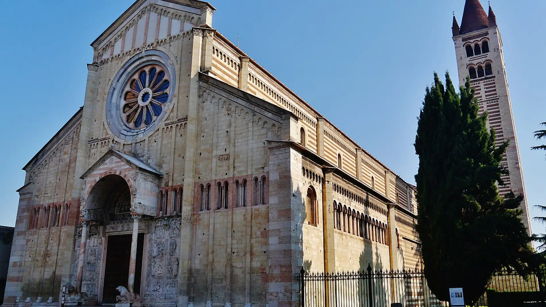 Basílica de San Zenón de Verona: ¿sabías que en su cripta se casaron Romeo y Julieta?