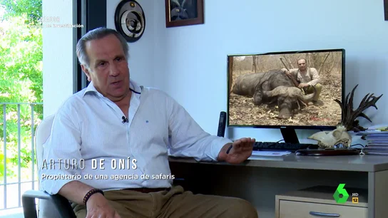 Un cazador muestra su enorme colección de "trofeos" y habla de su "pasión" por la caza con Equipo de Investigación: "Empecé con 13 años y no he parado" Un cazador muestra su enorme colección de "trofeos" y habla de su "pasión" por la caza con Equipo de Investigación: "Empecé con 13 años y no he parado"
