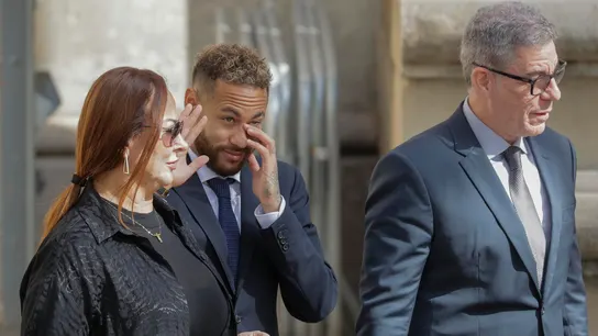 El fiscal retira todas las acusaciones, incluida la de Neymar El fiscal retira todas las acusaciones, incluida la de Neymar