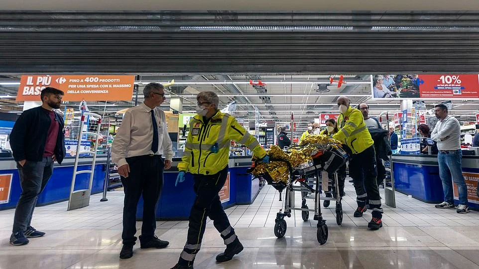 El personal médico, en el supermercado