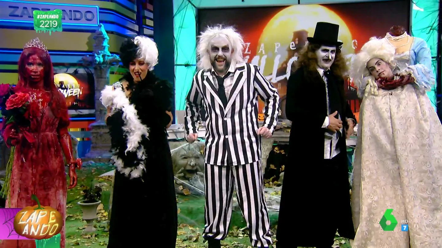Así se disfrazan Dani Mateo, Valeria Ros, María Gómez, Miki Nadal y Cristina Pedroche por Halloween Así se disfrazan Dani Mateo, Valeria Ros, María Gómez, Miki Nadal y Cristina Pedroche por Halloween