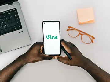 Elon Musk podría resucitar Vine tras la compra de Twitter Elon Musk podría resucitar Vine tras la compra de Twitter