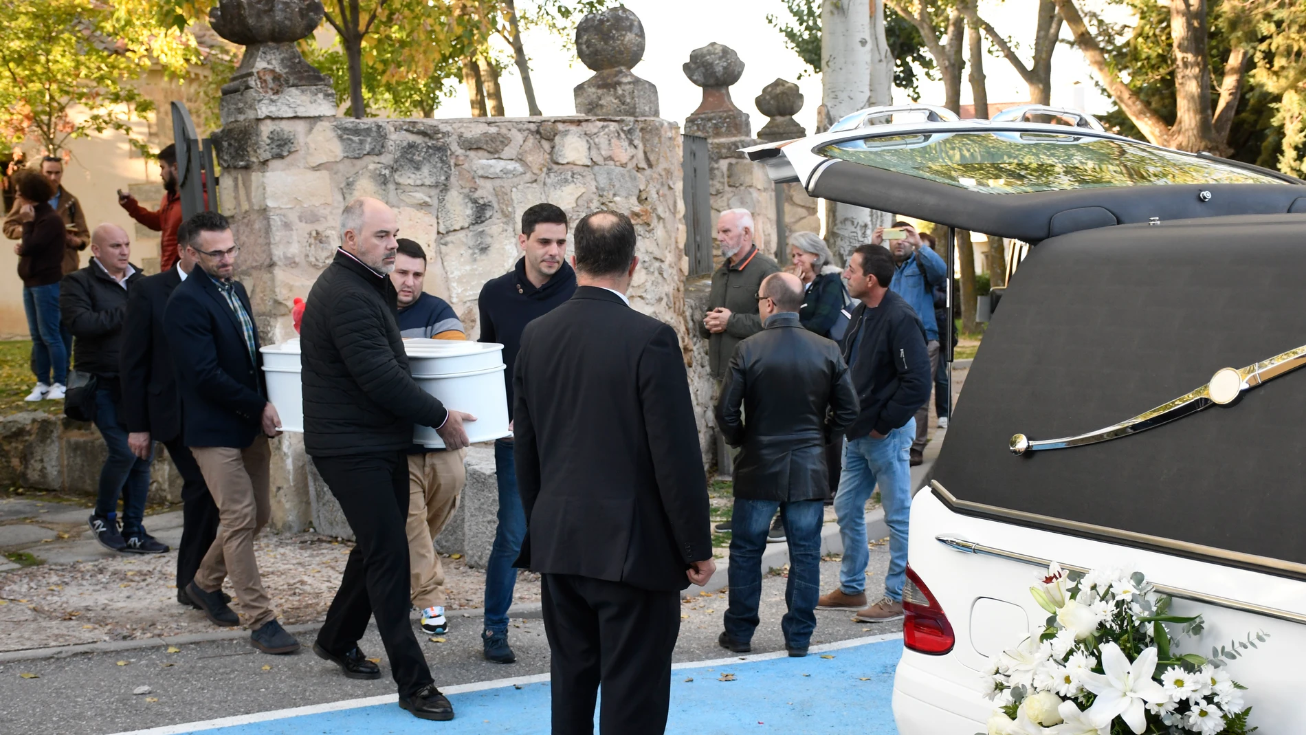 Desolación en el funeral de Olivia, la niña presuntamente asesinada por su madre en Gijón