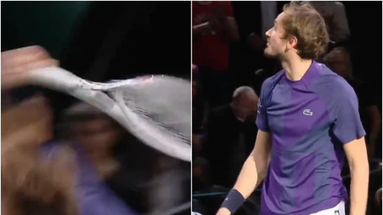 Medvedev rompe su raqueta y se encara con el público Medvedev rompe su raqueta y se encara con el público