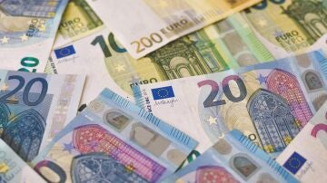 Billetes de euro en una fotografía de archivo.