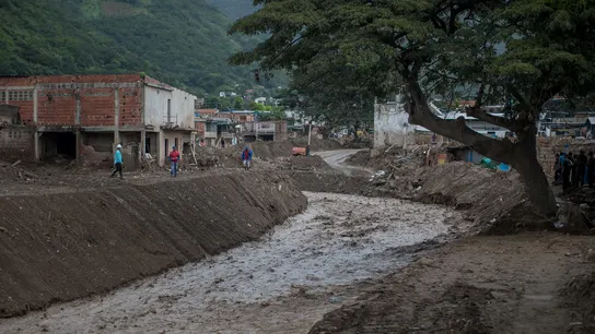 Al menos siete personas muertas tras un deslizamiento de tierra en Anzoátegui, Venezuela Al menos siete personas muertas tras un deslizamiento de tierra en Anzoátegui, Venezuela