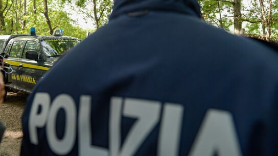 Mueren al menos siete personas al estrellarse un helic&oacute;ptero en la provincia italiana de Foggia