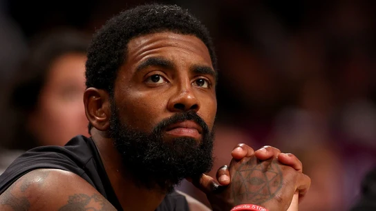 Kyrie Irving, pensativo Kyrie Irving, pensativo