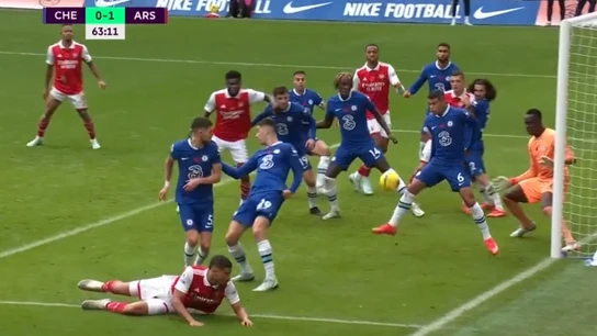 Momento del córner entre Arsenal y Chelsea Momento del córner entre Arsenal y Chelsea