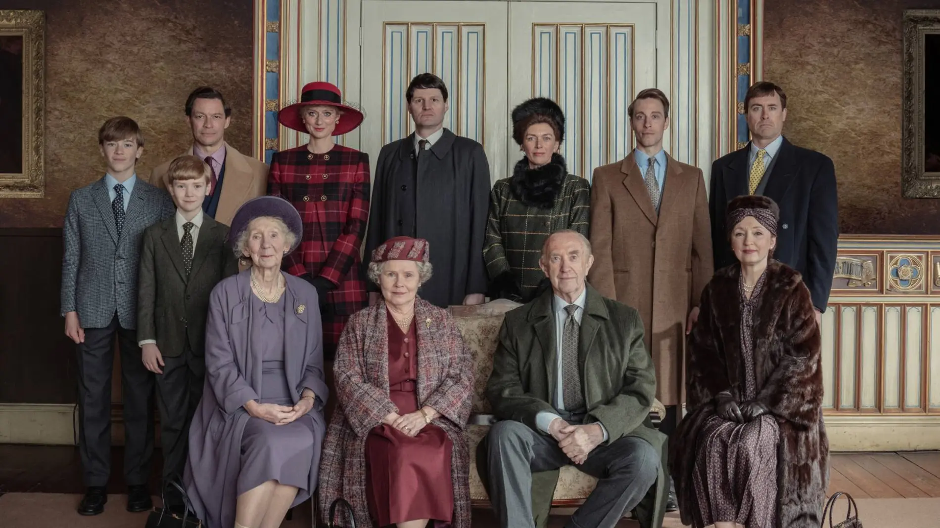 Foto de la familia real británica al completo para la quinta temporada de &#39;The Crown&#39;.