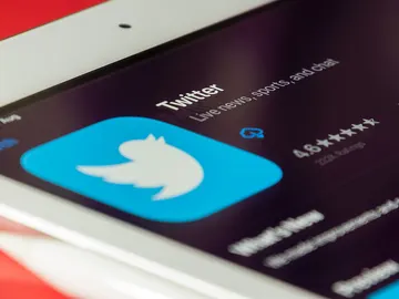 Twitter Twitter