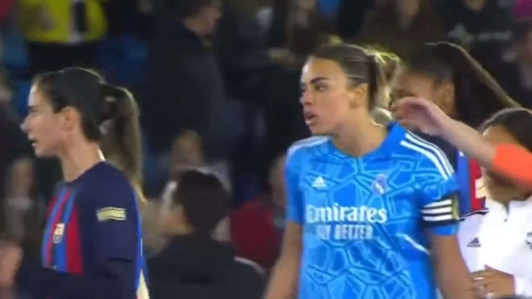 Aitana Bonmatí y Misa tras el Clásico 