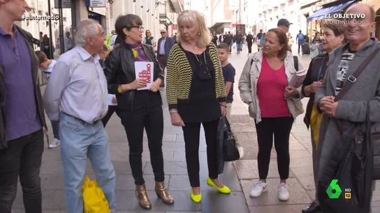 "Señora, un poco de respeto": Thais Villas responde a una católica en un tenso debate en la calle sobre la religión "Señora, un poco de respeto": Thais Villas responde a una católica en un tenso debate en la calle sobre la religión