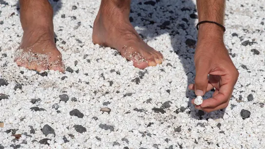 Las 'playas palomitas' de Fuerteventura están en peligro por culpa del saqueo Las 'playas palomitas' de Fuerteventura están en peligro por culpa del saqueo