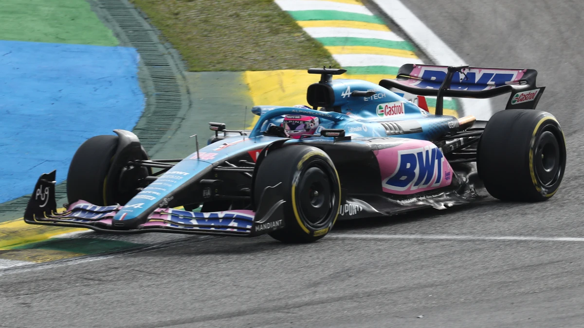 Fernando Alonso, con el Alpine en Brasil