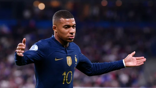 Mbappé, con Francia Mbappé, con Francia