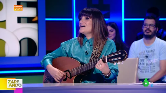 Rozalén canta en directo el tema dedicado a Albacete: "Es una jota con una parte emocional y otra más graciosa" Rozalén canta en directo el tema dedicado a Albacete: "Es una jota con una parte emocional y otra más graciosa"