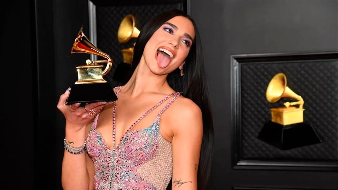 La artista Dua Lipa en una fotografía de archivo. La artista Dua Lipa en una fotografía de archivo.