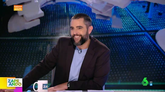 ¿Cómo hace Dani Mateo para presentar Zapeando y El Intermedio? Así explica su truco para estar en dos programas diarios ¿Cómo hace Dani Mateo para presentar Zapeando y El Intermedio? Así explica su truco para estar en dos programas diarios