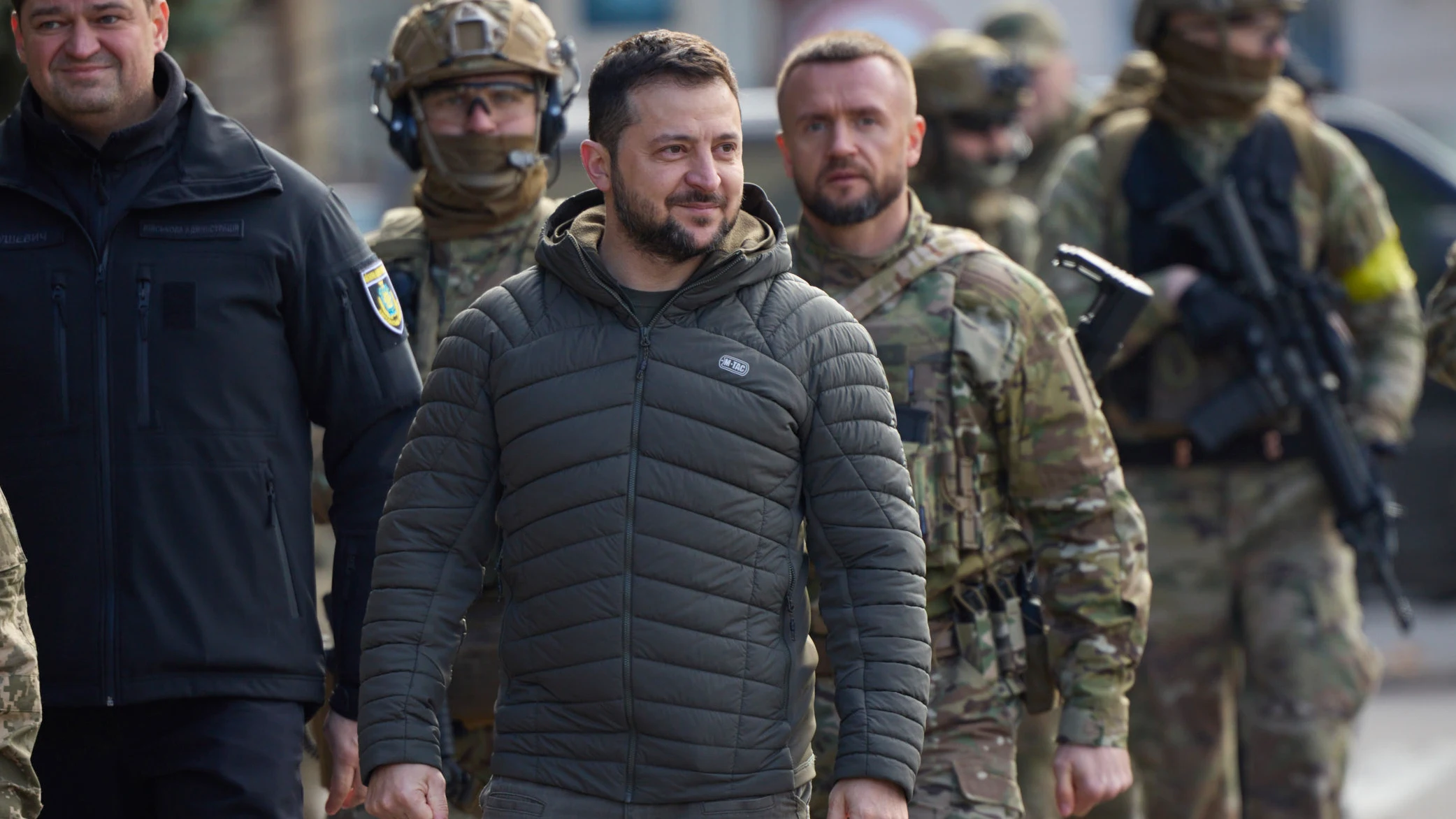 Volodímir Zelenski, durante su visita a Jersón.