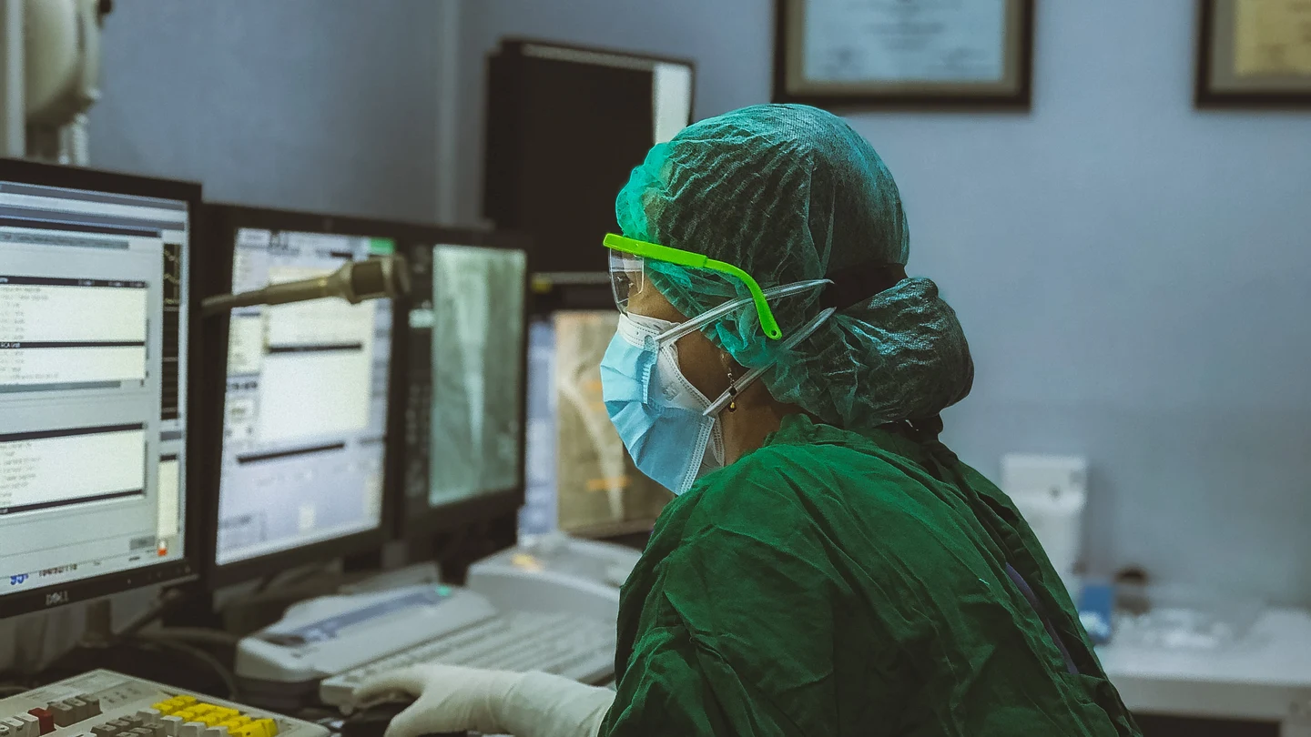 Hasta un millón de europeos podrían tener un cáncer sin diagnosticar debido al retraso en la detección provocado por la pandemia Hasta un millón de europeos podrían tener un cáncer sin diagnosticar debido al retraso en la detección provocado por la pandemia