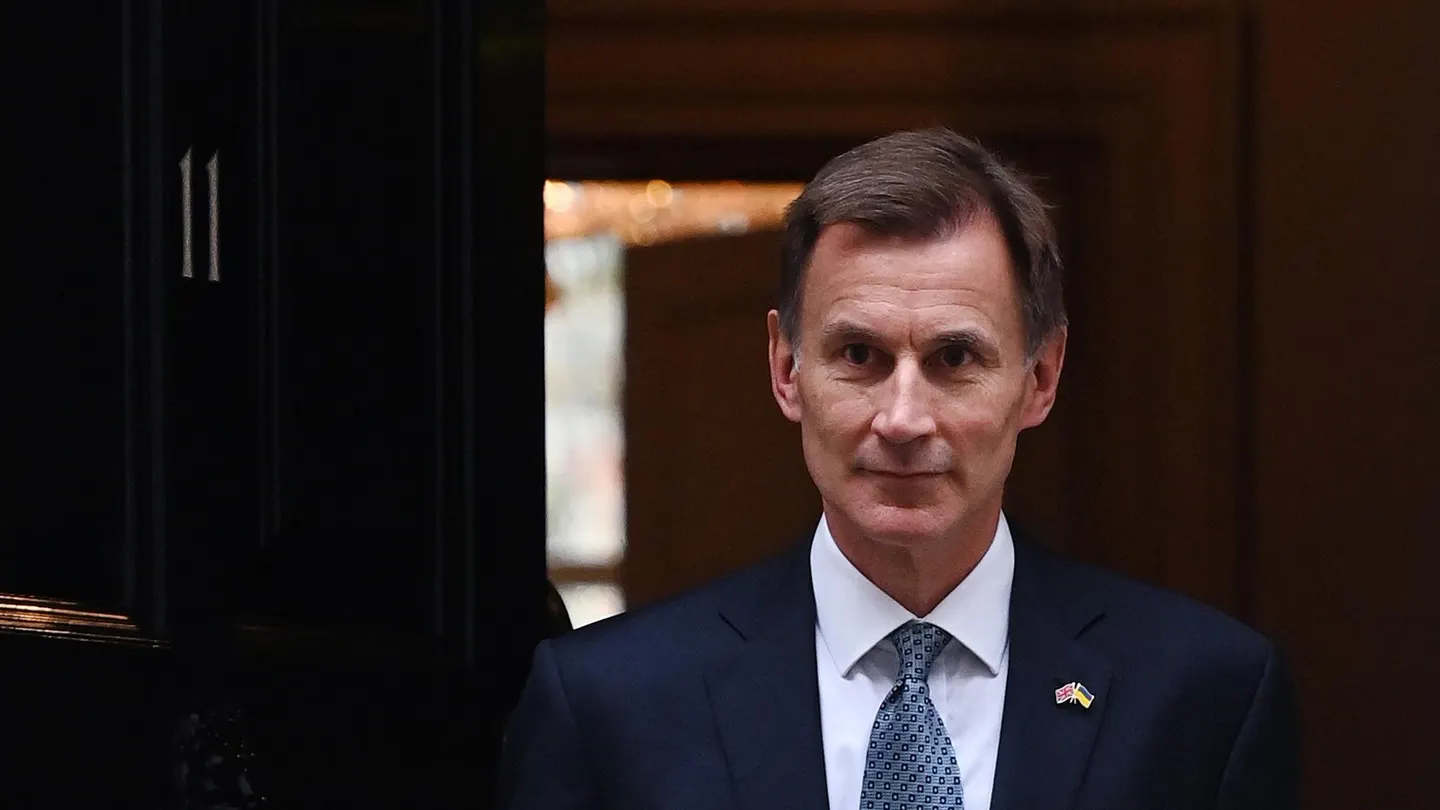 Jeremy Hunt anuncia que Reino Unido ha entrado en recesión. Jeremy Hunt anuncia que Reino Unido ha entrado en recesión.