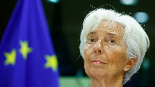 Christine Lagarde advierte de que ha aumentado el riesgo de recesión en la zona euro Christine Lagarde advierte de que ha aumentado el riesgo de recesión en la zona euro