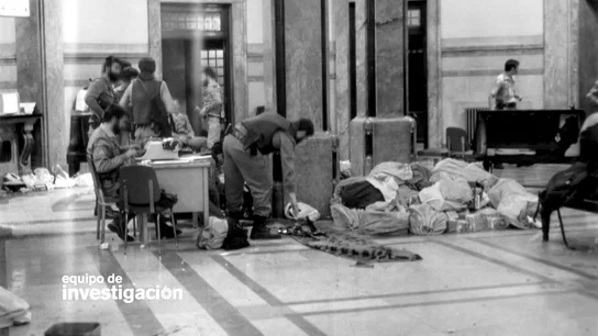 El 23F y los documentos secretos desaparecidos tras el asalto al Banco Central: "Estaban relacionados con el golpe" El 23F y los documentos secretos desaparecidos tras el asalto al Banco Central: "Estaban relacionados con el golpe"
