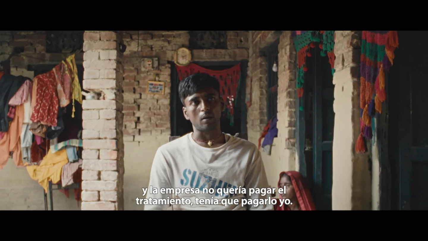 "Trabajaba con una bolsa para que no cayera la orina": un trabajador del Mundial de Qatar denuncia la falta de derechos laborales "Trabajaba con una bolsa para que no cayera la orina": un trabajador del Mundial de Qatar denuncia la falta de derechos laborales