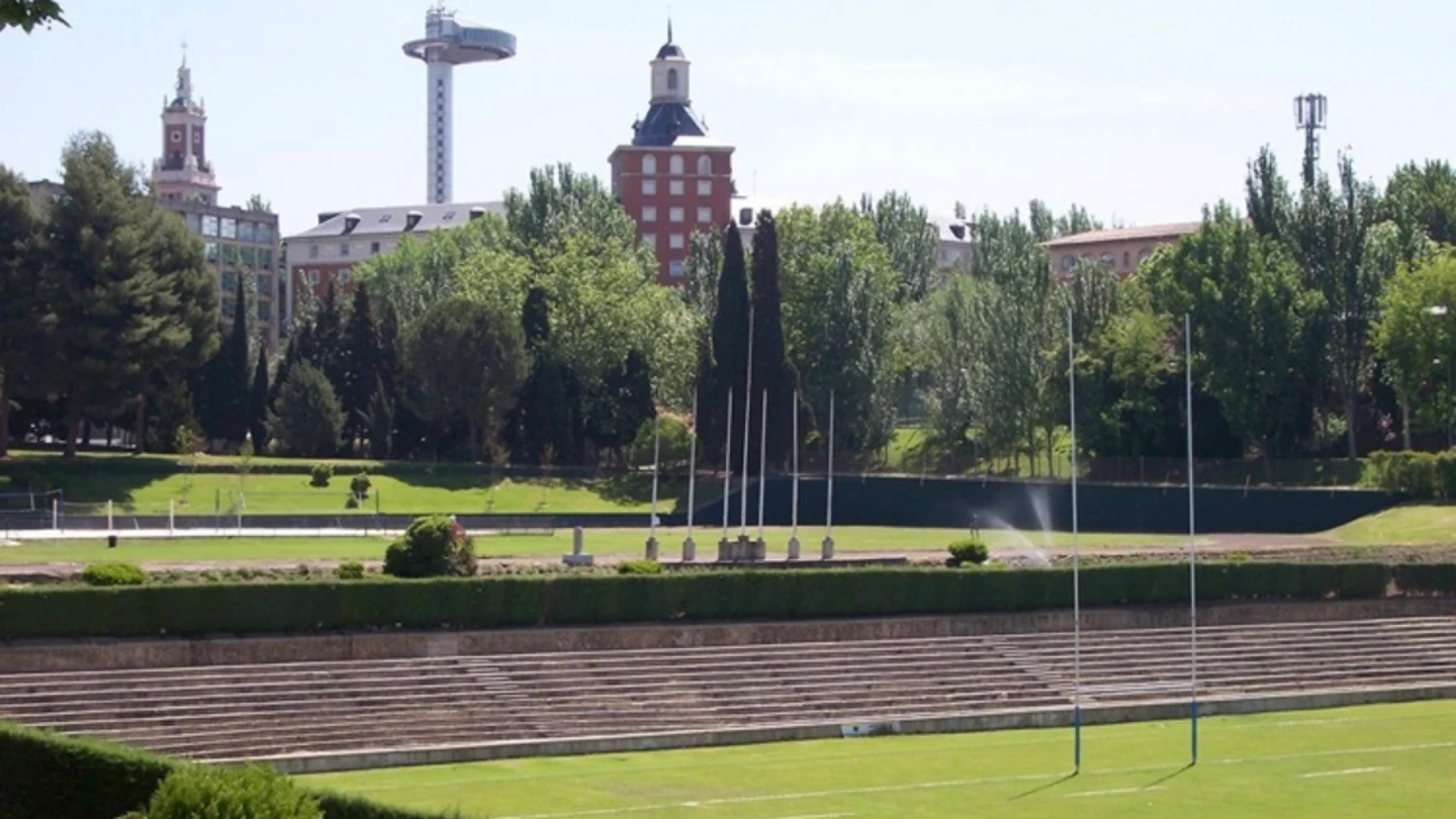 Imagen de archivo de las instalaciones deportivas de la Universidad Complutense de Madrid Imagen de archivo de las instalaciones deportivas de la Universidad Complutense de Madrid