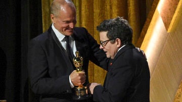 El emotivo discurso de Michael J. Fox tras recibir un Oscar Honorífico por su lucha contra el párkinson