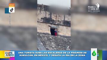 El viral de una mujer que sube las escaleras de la pirámide Kukulcán, en México,