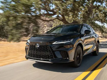 Lexus 500h F Sport: el SUV híbrido grande de la marca, con extra de rendimiento Lexus 500h F Sport: el SUV híbrido grande de la marca, con extra de rendimiento