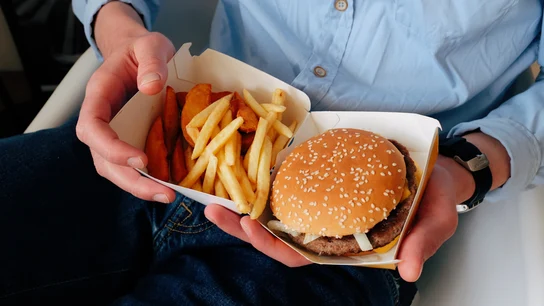 Estos son los alimentos que podrían alterar tu microbiota o flora intestinal (negativamente) Estos son los alimentos que podrían alterar tu microbiota o flora intestinal (negativamente)