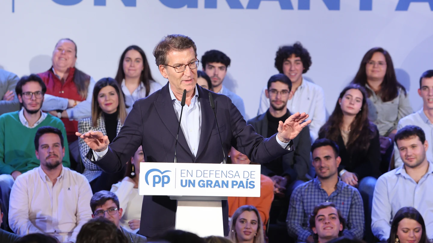 El líder del PP, Alberto Núñez Feijóo, en Badajoz El líder del PP, Alberto Núñez Feijóo, en Badajoz