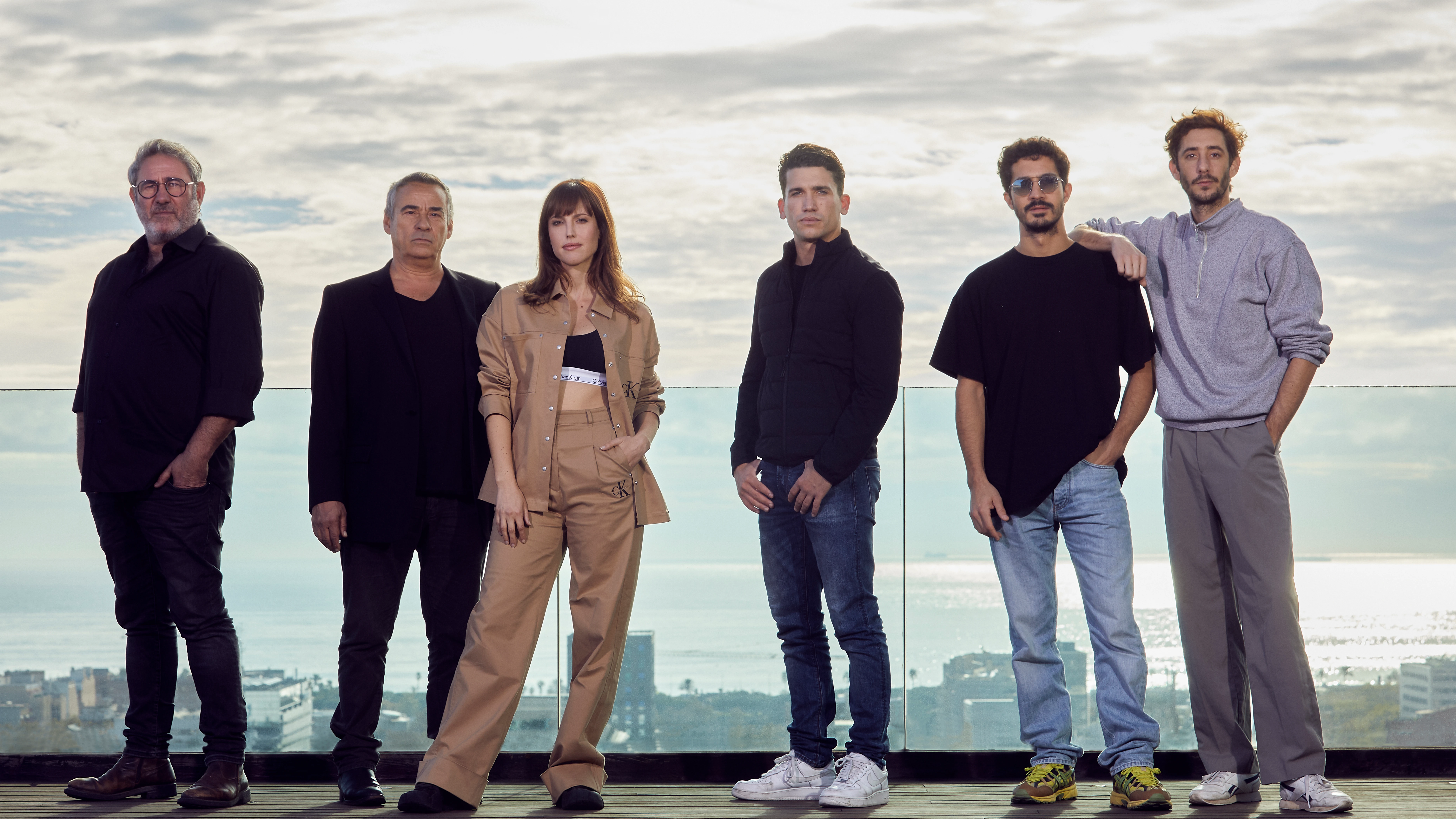 Sergi López, Eduard Fernández, Natalia de Molina, Jaime Lorente, Chino Darín y Enric Auquer están rodando 'Mano de Hierro'.