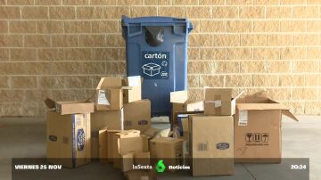 ¿Tus cajas no caben en el contenedor azul? El truco para reciclar cartón correctamente